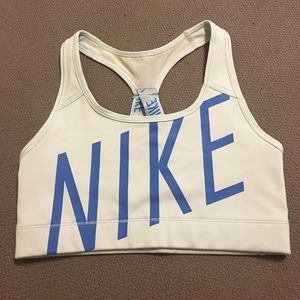 Nike Pro Sports Bra